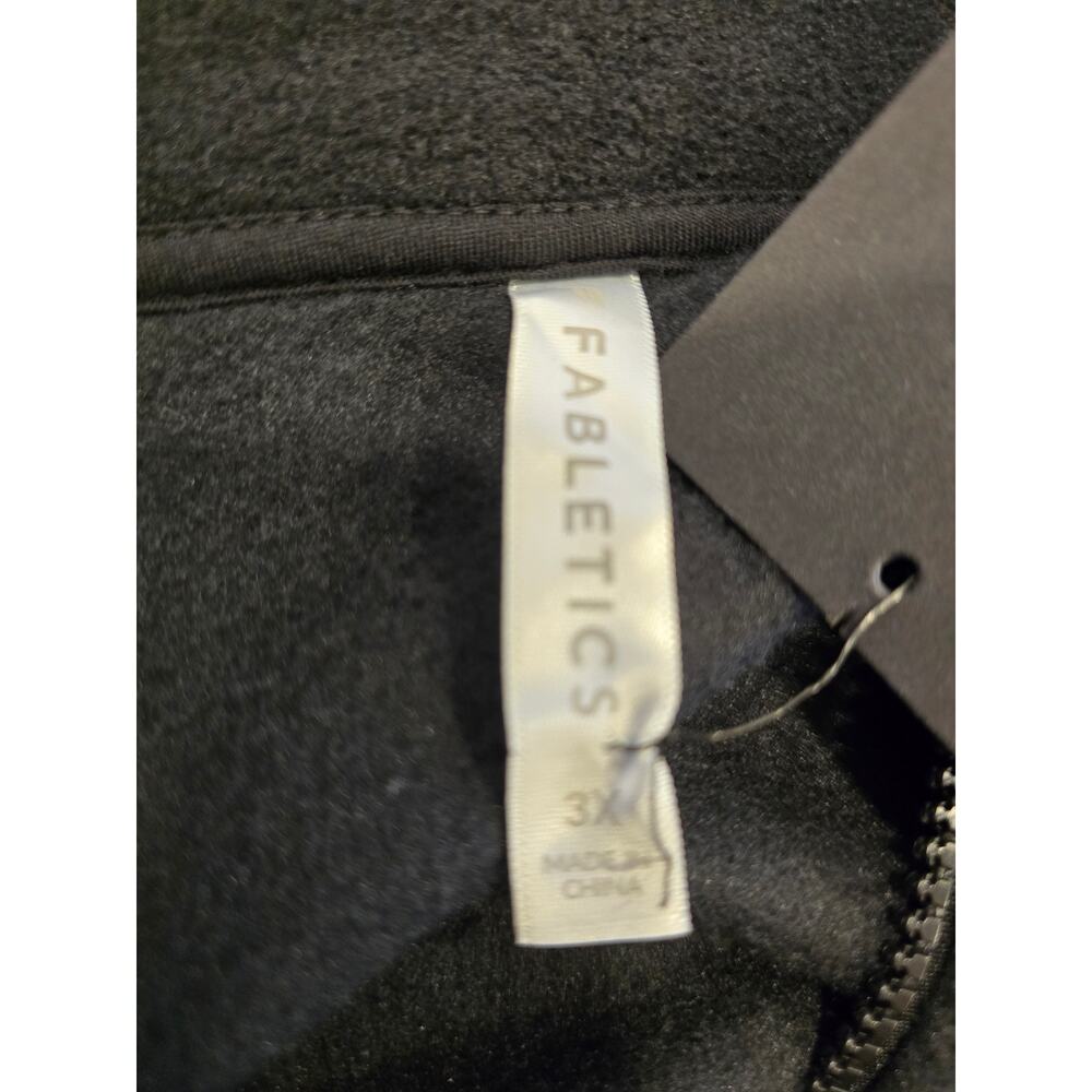 Fabletics Black Polar Fleece Half- Zip Size 3x NWT - Picture 8 of 9